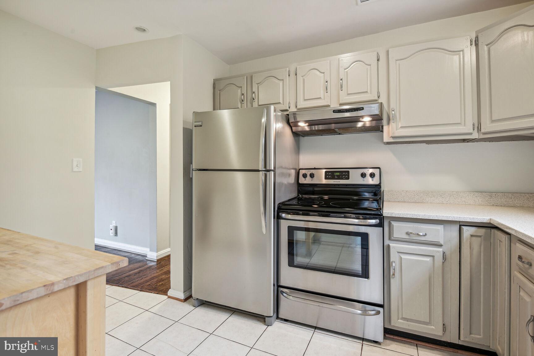 SLEEPY HOLLOW - Residential Lease