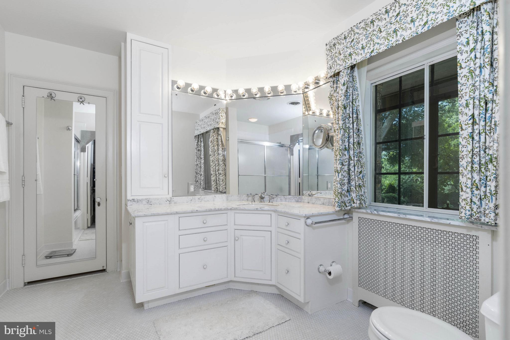 WESTOVER HILLS - Residential