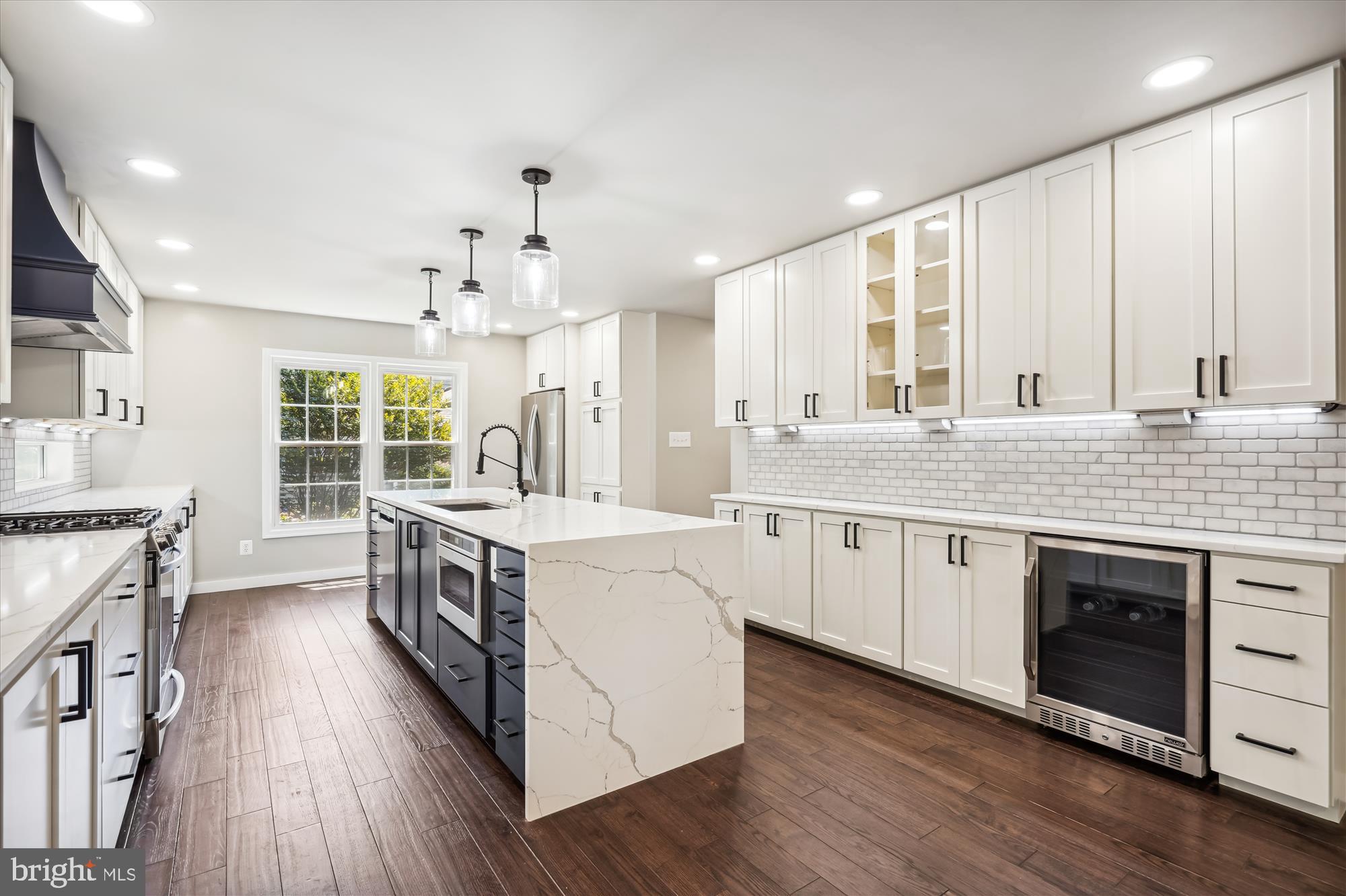 FOX MILL WOODS - Residential Lease