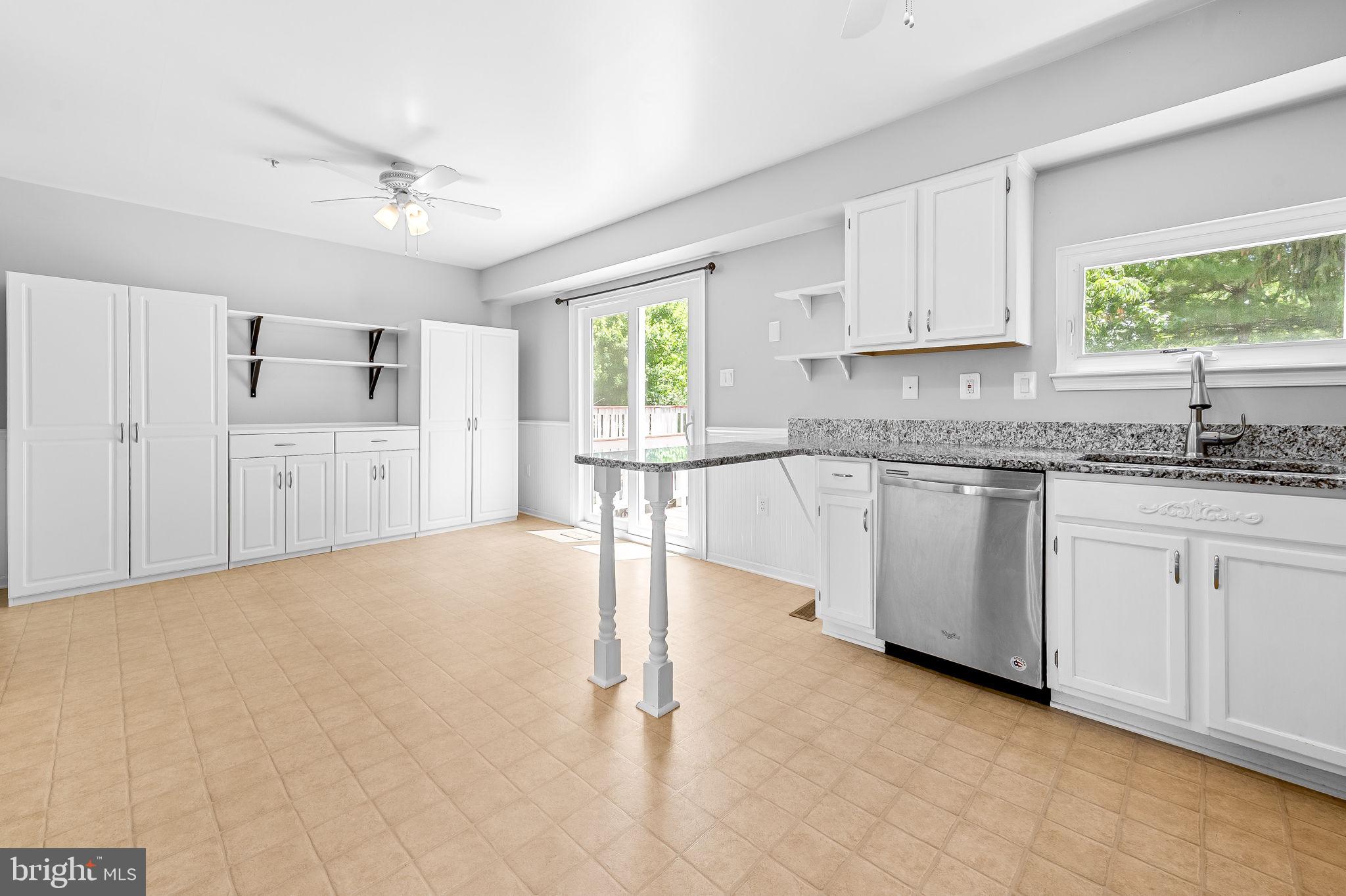 AMYCLAE ESTATES - Residential Lease