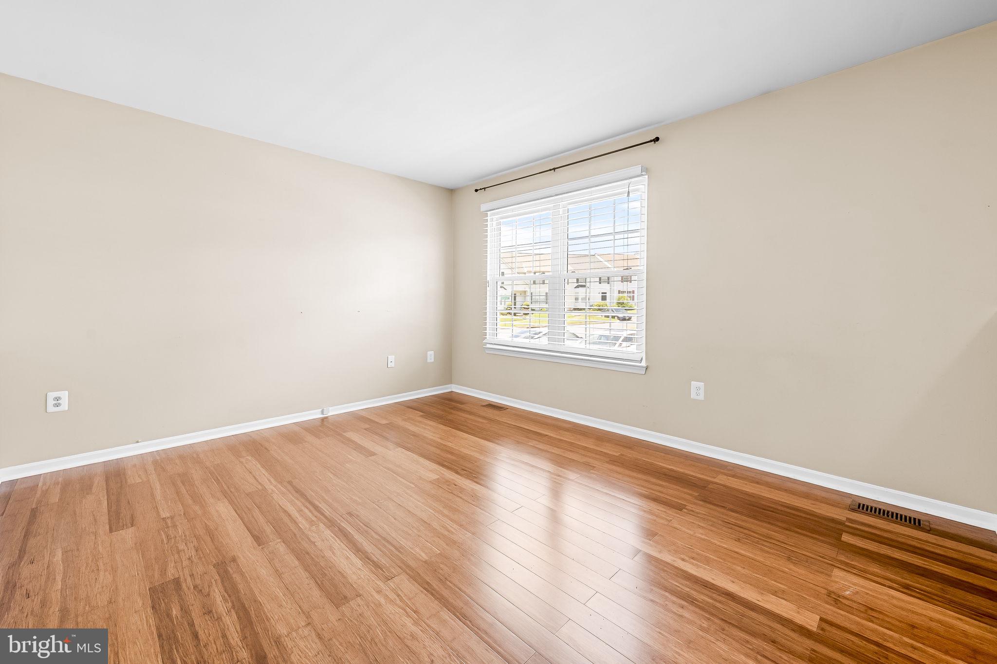 AMYCLAE ESTATES - Residential Lease