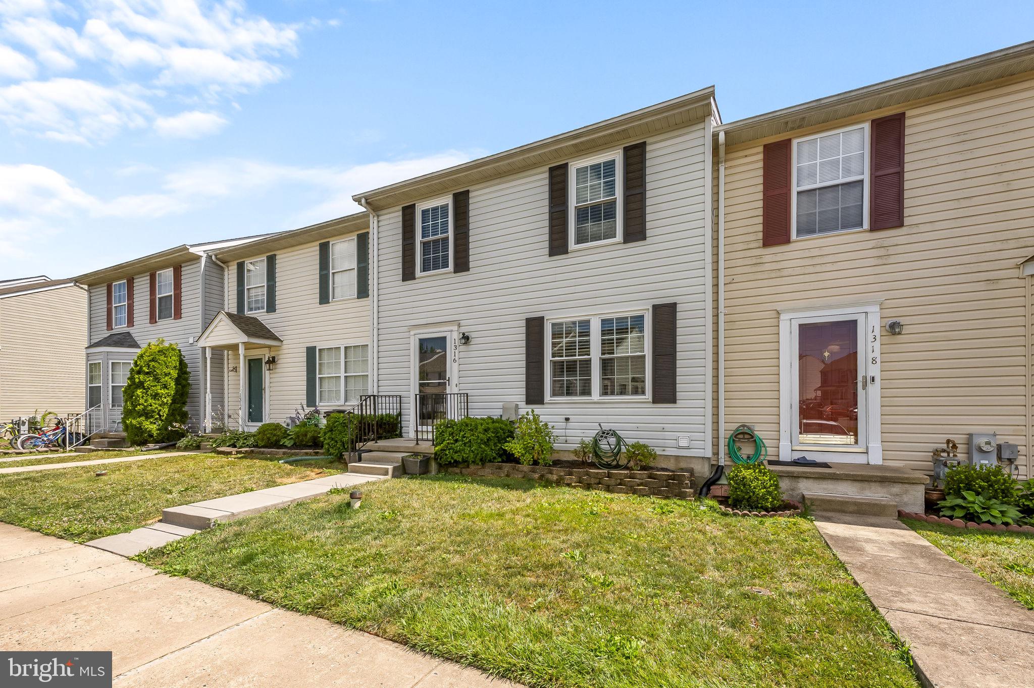 AMYCLAE ESTATES - Residential Lease