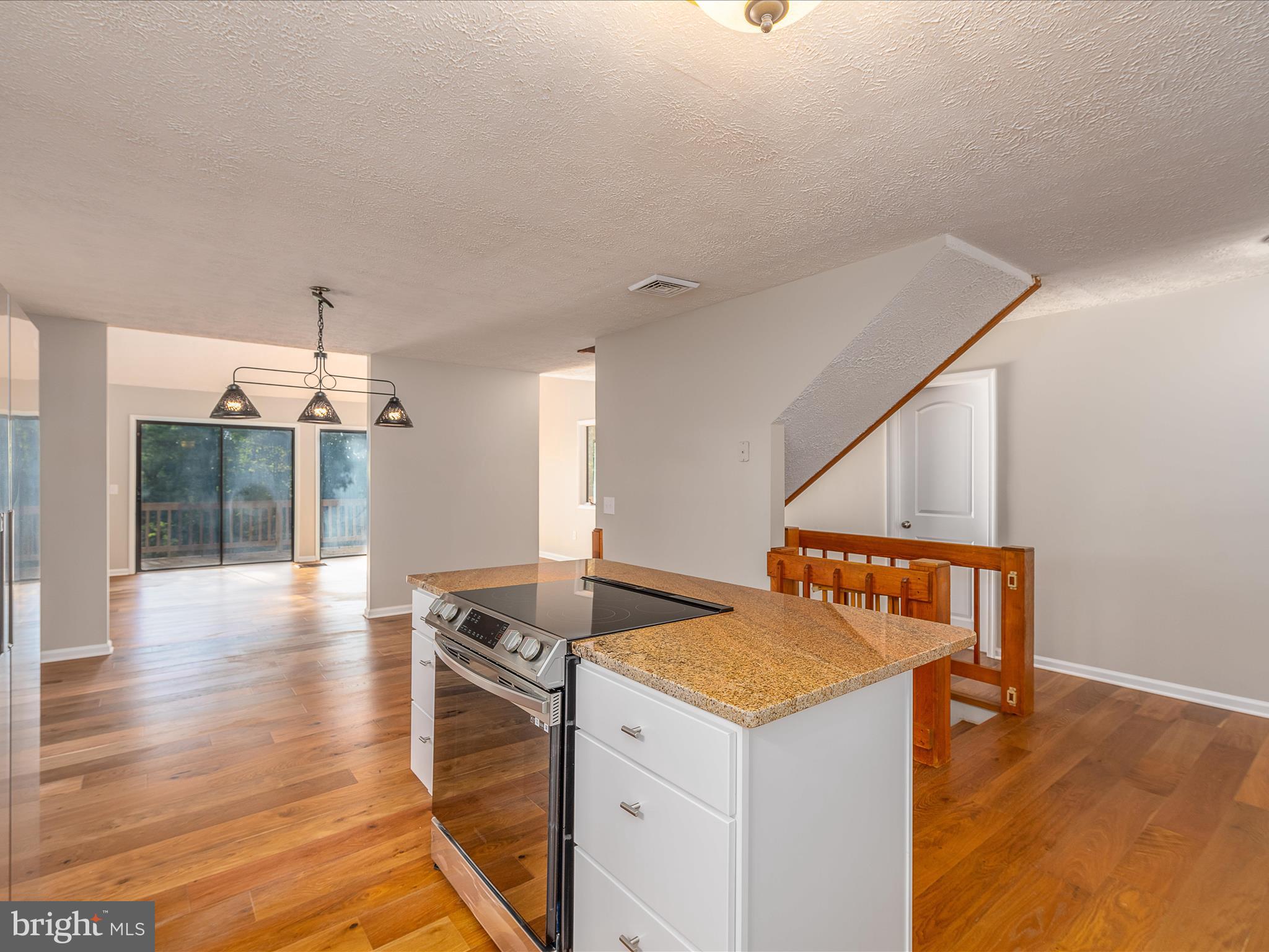 MEADOWS OF ARDEN - Residential