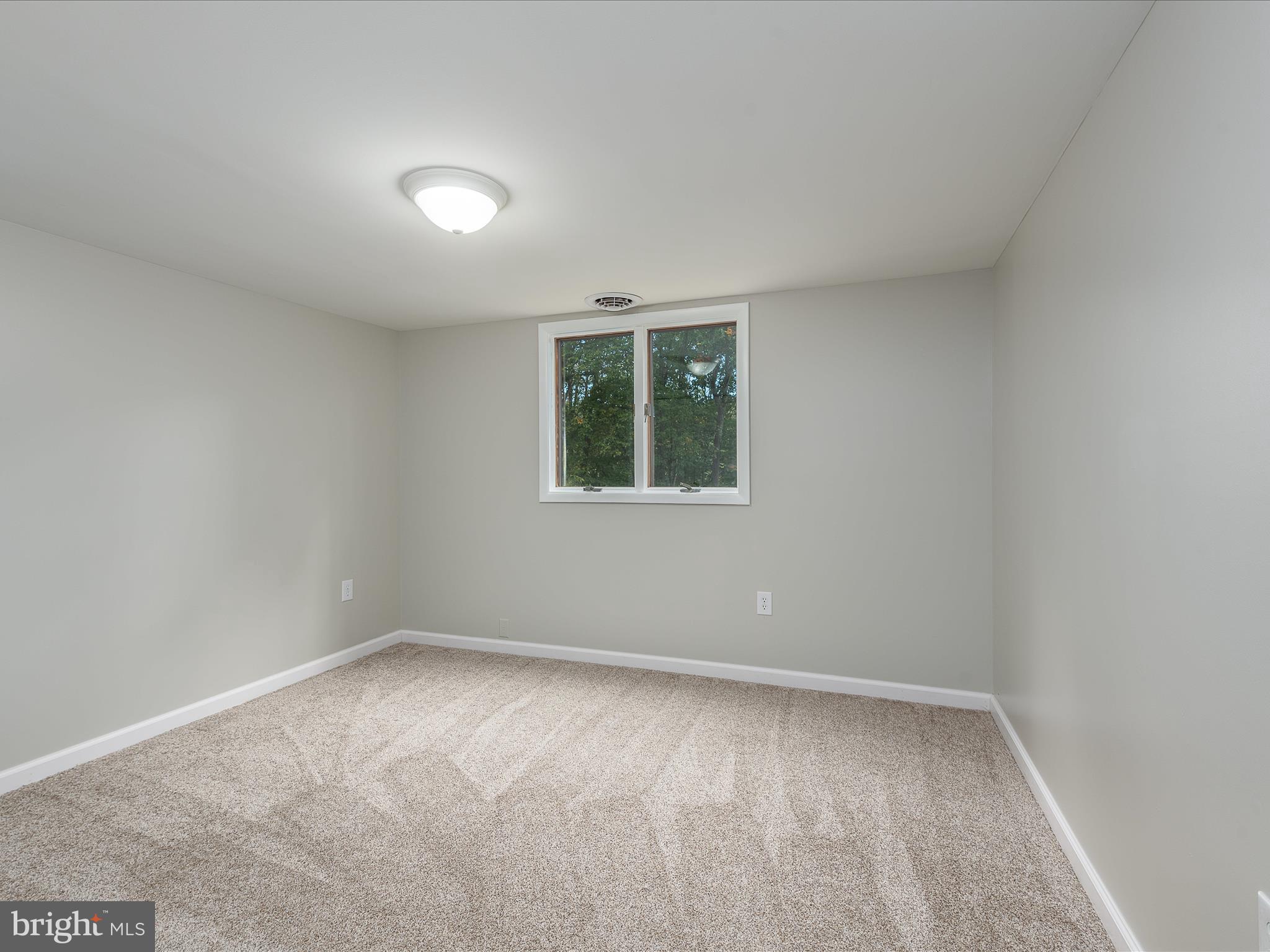 MEADOWS OF ARDEN - Residential