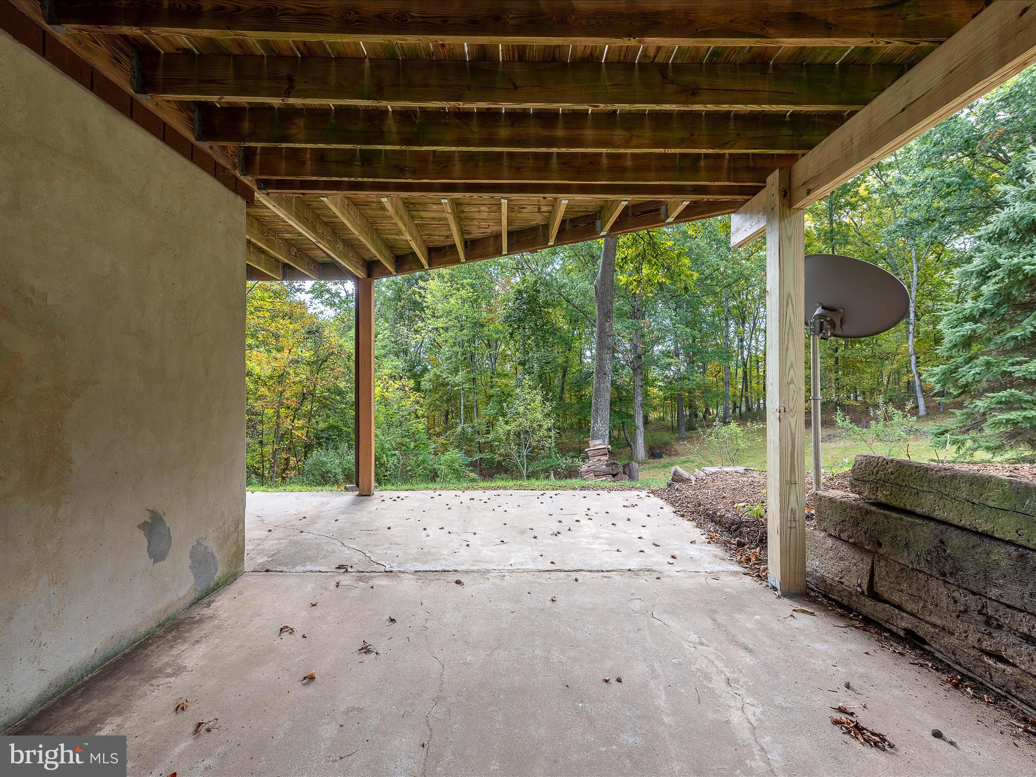 MEADOWS OF ARDEN - Residential