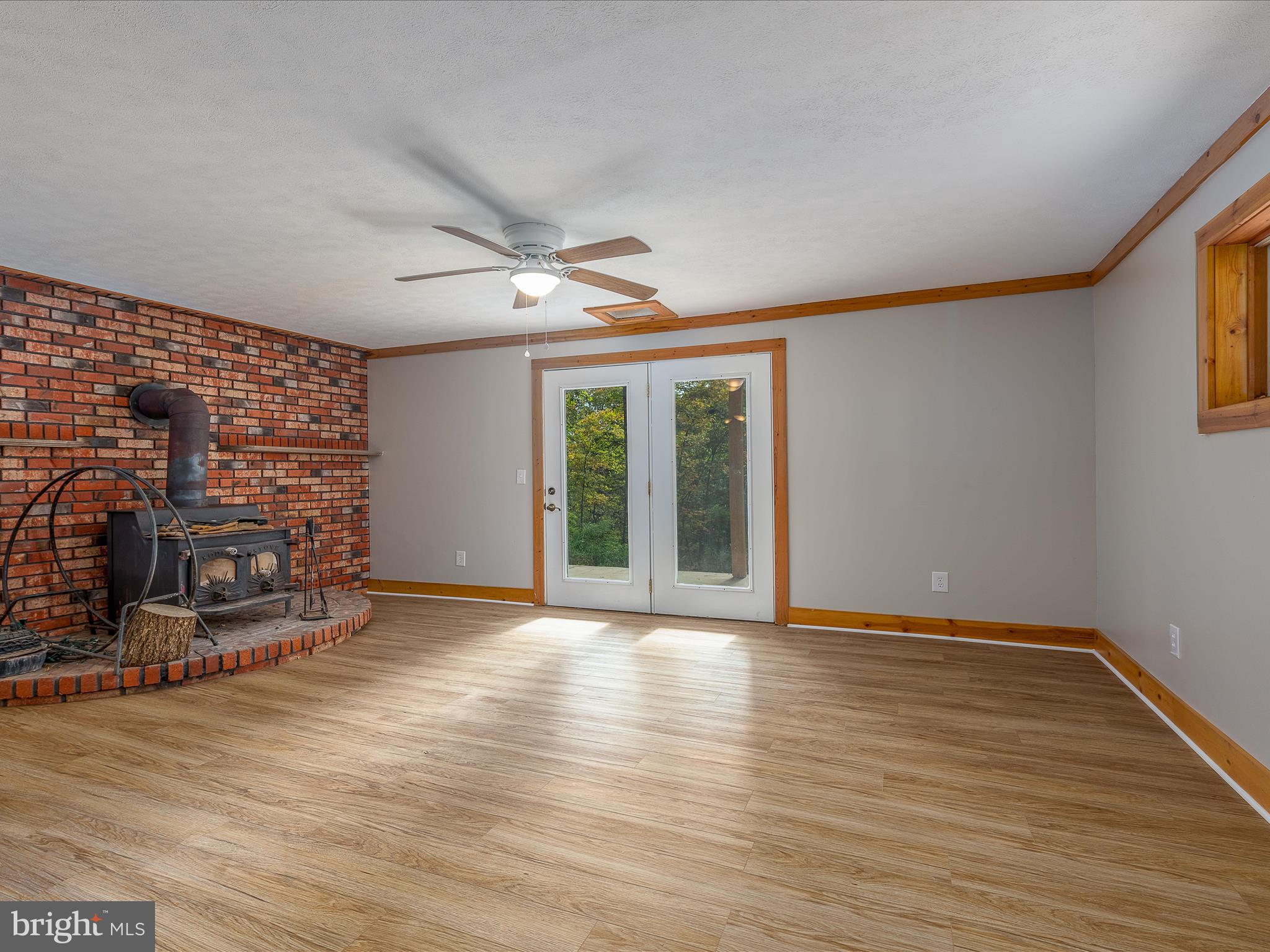 MEADOWS OF ARDEN - Residential