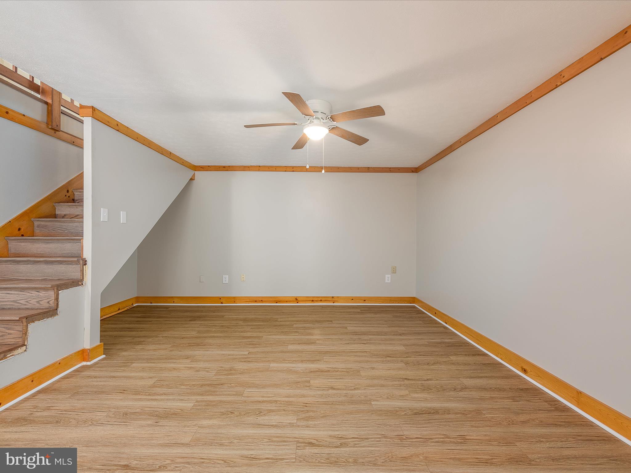 MEADOWS OF ARDEN - Residential