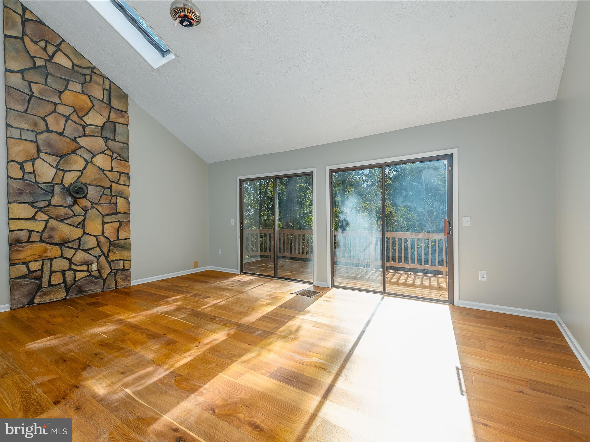 MEADOWS OF ARDEN - Residential