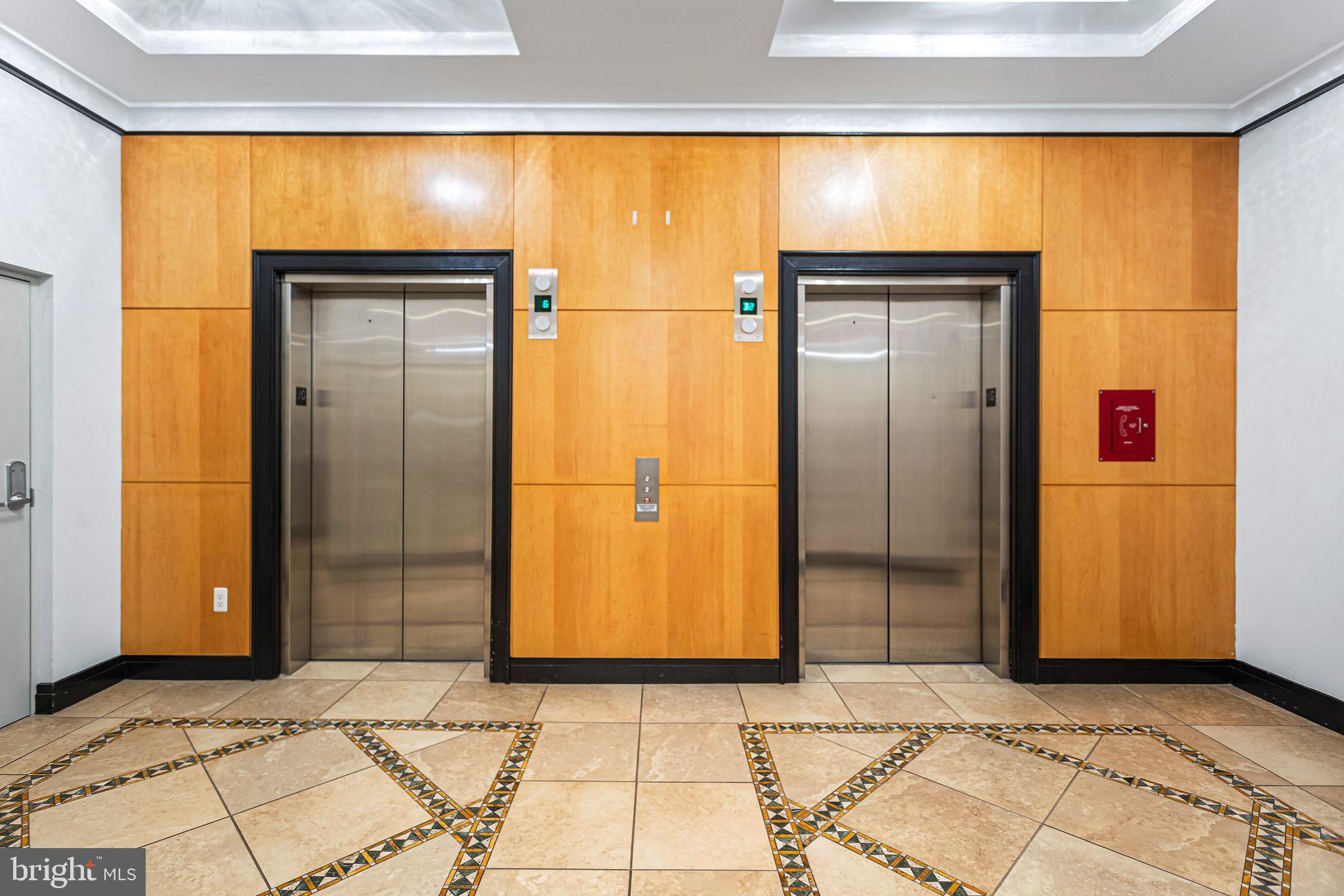 STATION SQUARE - Residential Lease