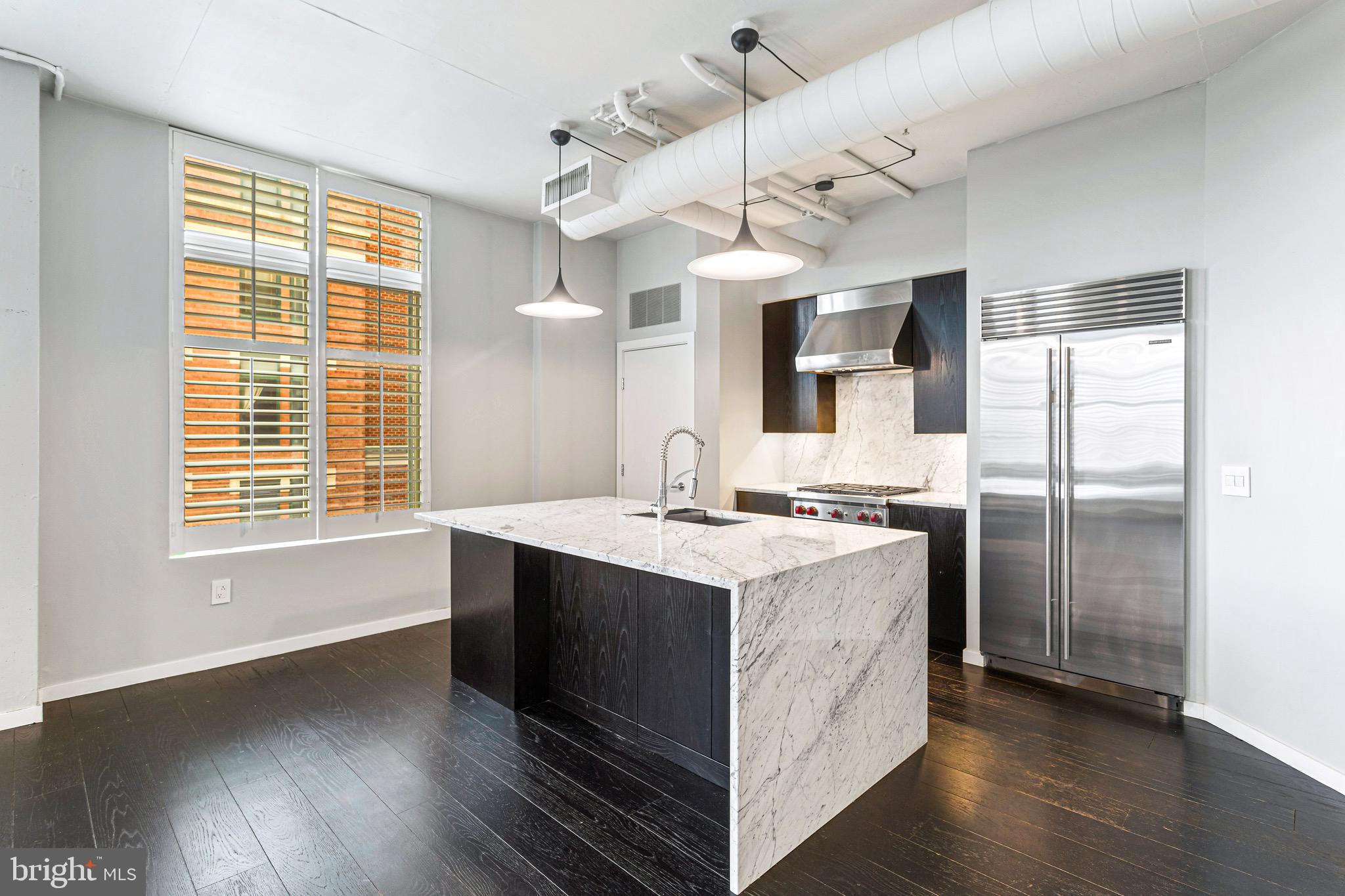 STATION SQUARE - Residential Lease