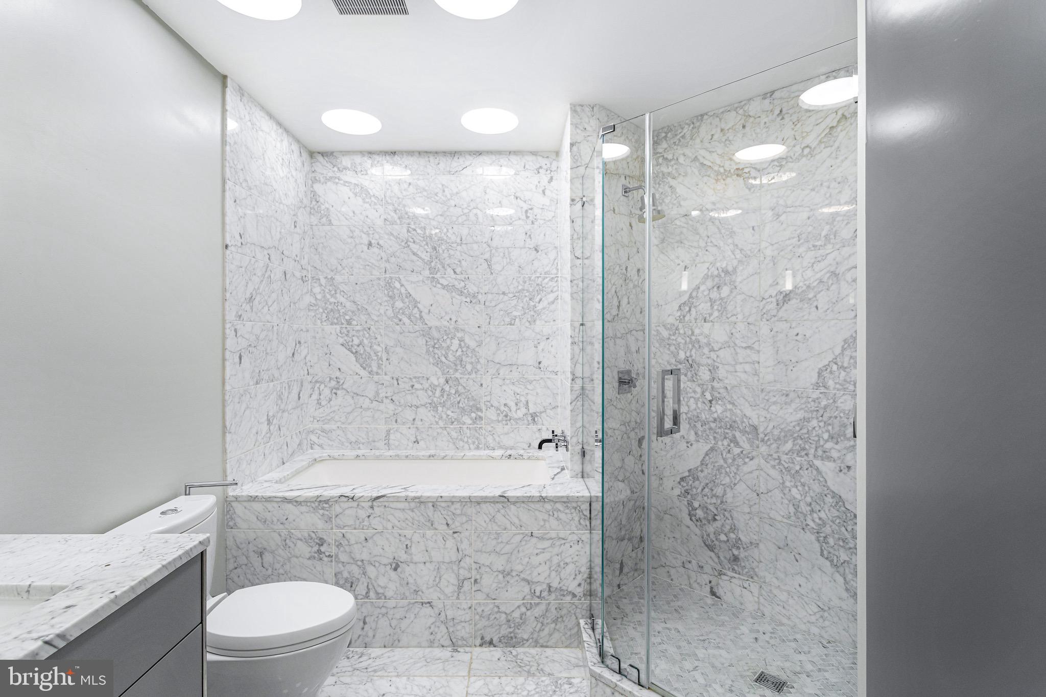 STATION SQUARE - Residential Lease