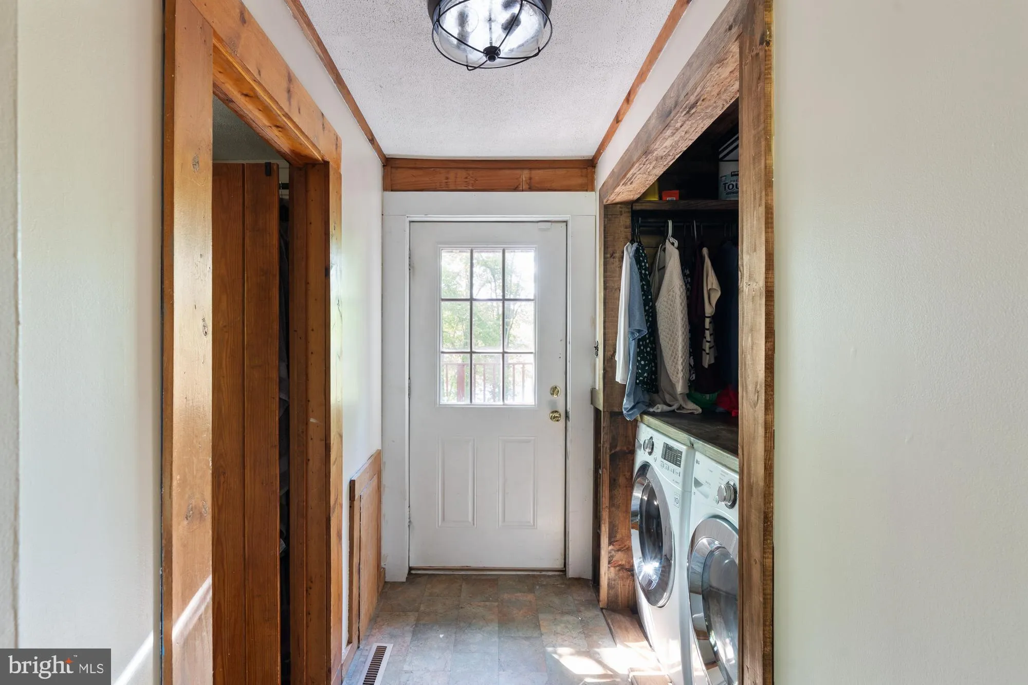 Ruther Glen, Virginia 22546, United States, 3 Bedrooms Bedrooms, ,2 BathroomsBathrooms,Residential,Contingent,126754