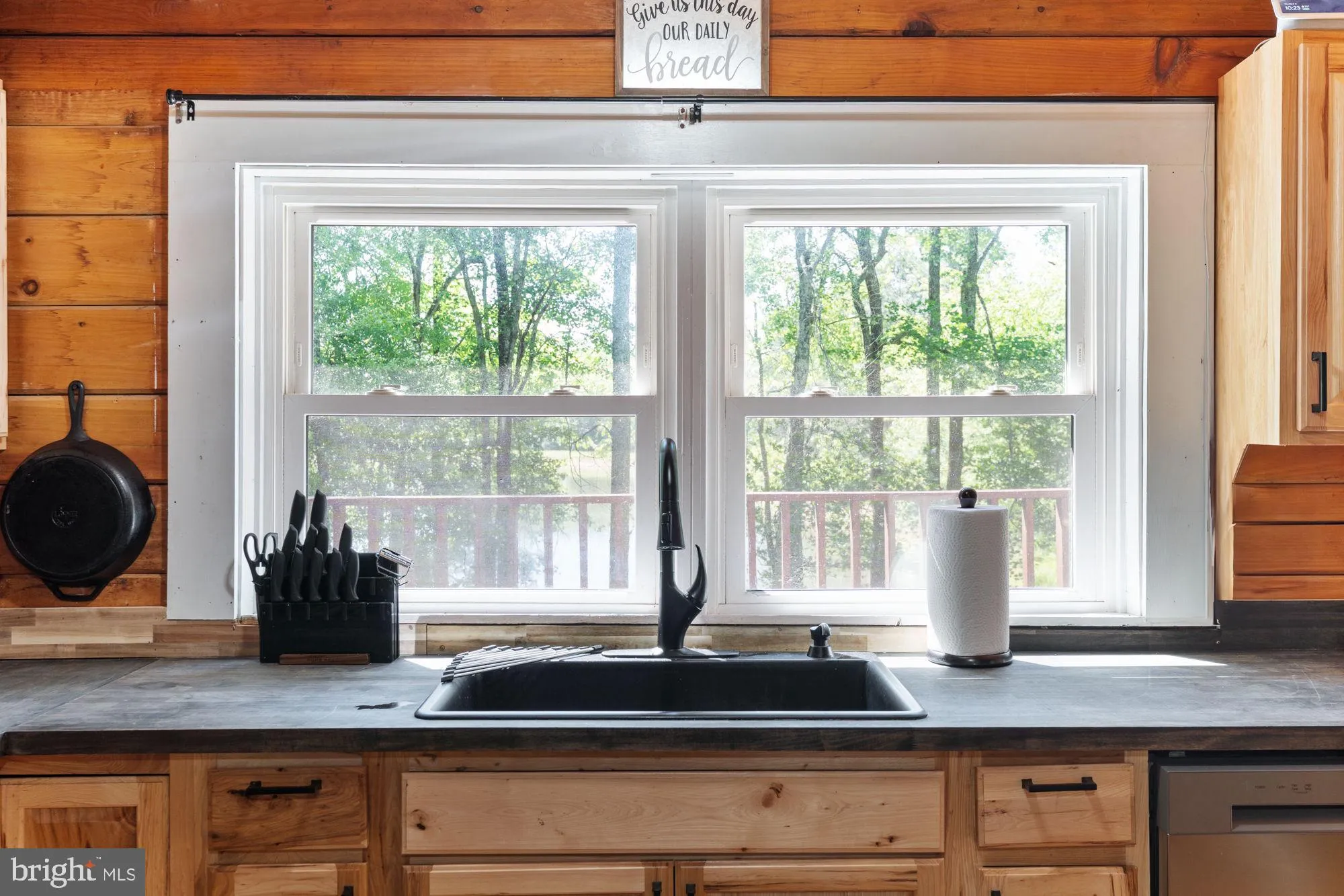 Ruther Glen, Virginia 22546, United States, 3 Bedrooms Bedrooms, ,2 BathroomsBathrooms,Residential,Contingent,126754