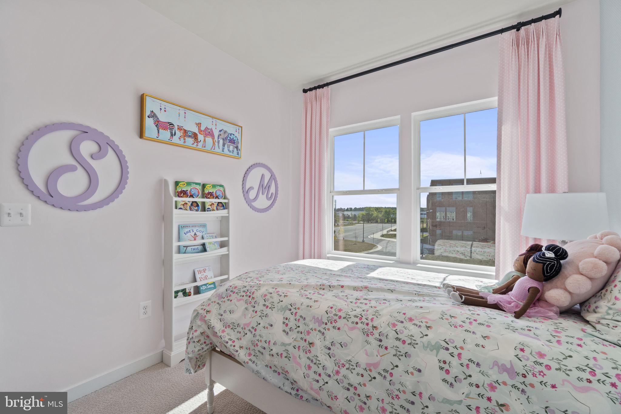 ARCOLA TOWN CENTER - Residential