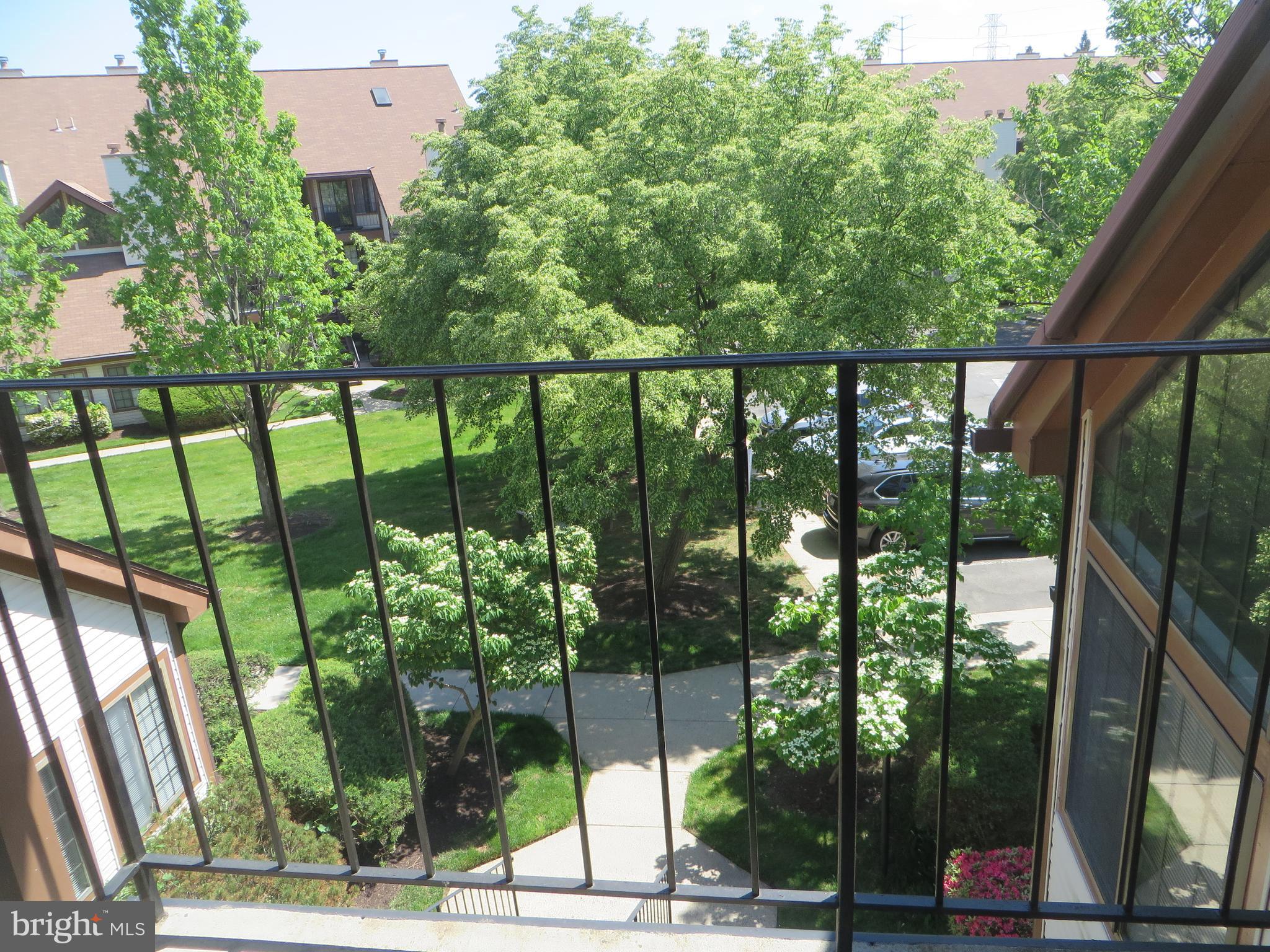 TIERS OF MANCHESTER LAKES - Residential Lease