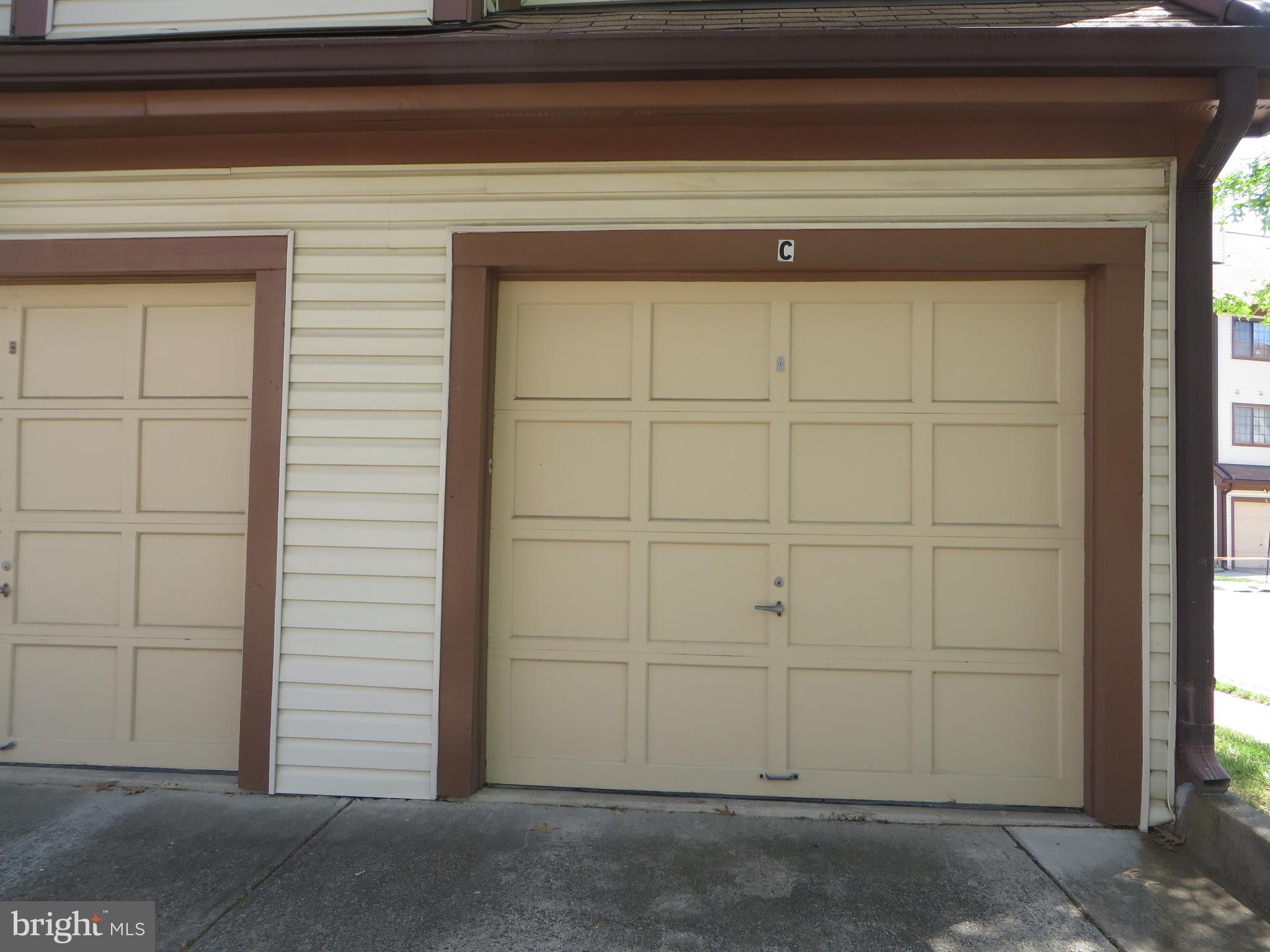 TIERS OF MANCHESTER LAKES - Residential Lease