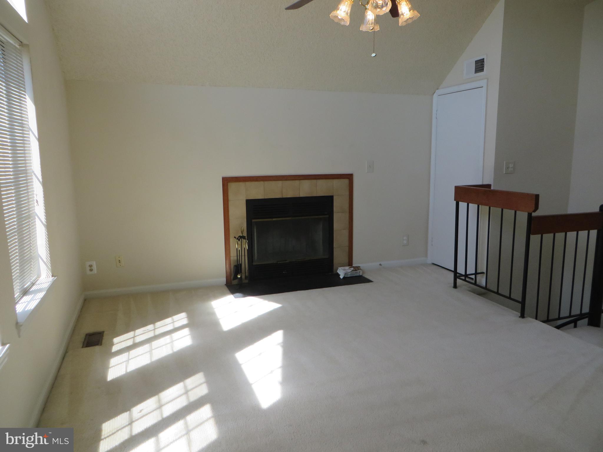 TIERS OF MANCHESTER LAKES - Residential Lease