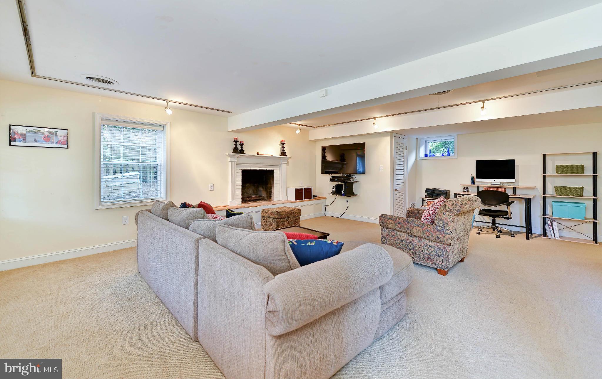 FT WILLIAMS PARK - Residential