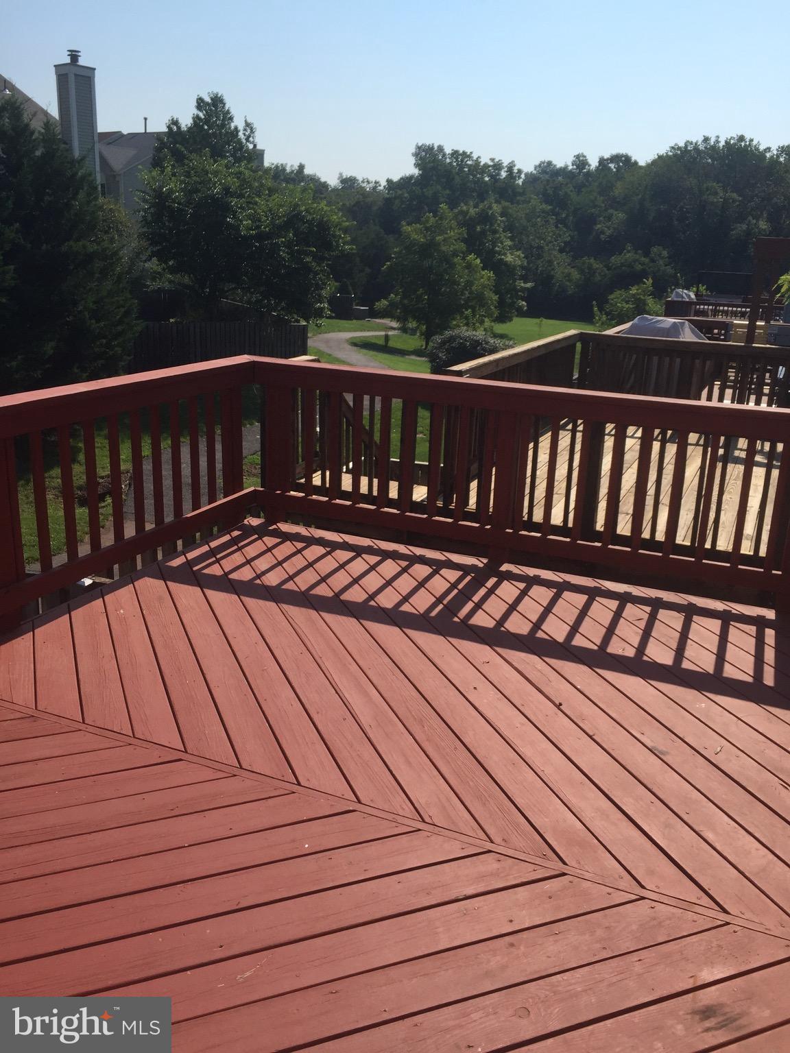 ASHBURN FARM - Residential Lease