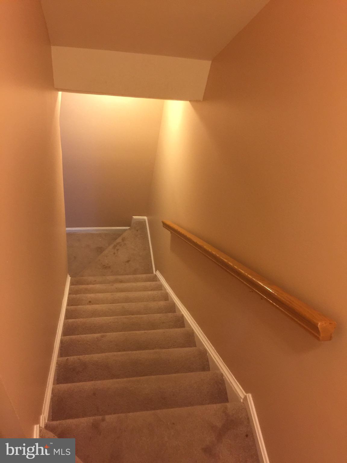 ASHBURN FARM - Residential Lease