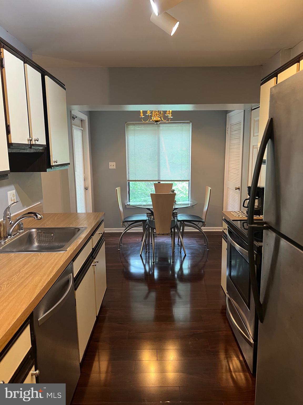 9553 BATTERY HEIGHTS BOULEVARD 303