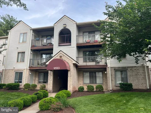 9553 Battery Heights Boulevard Unit 303, Manassas, VA MLS: VAMN2008288