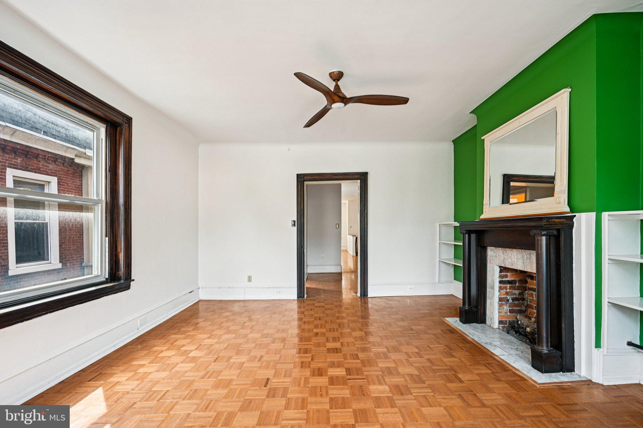 UNIVERSITY CITY - Residential