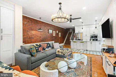 818 S 49th Street, Philadelphia, PA 19143 - MLS#: PAPH2451028