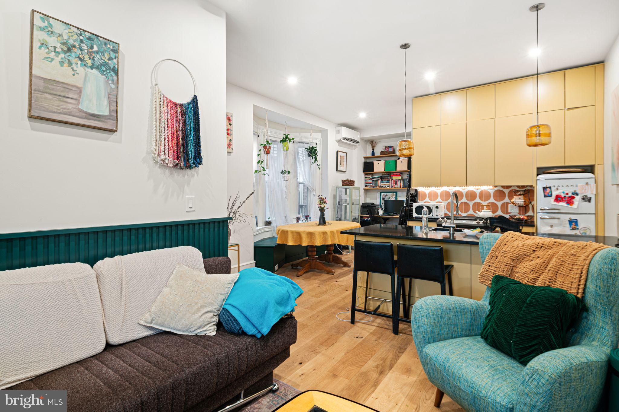 UNIVERSITY CITY - Residential