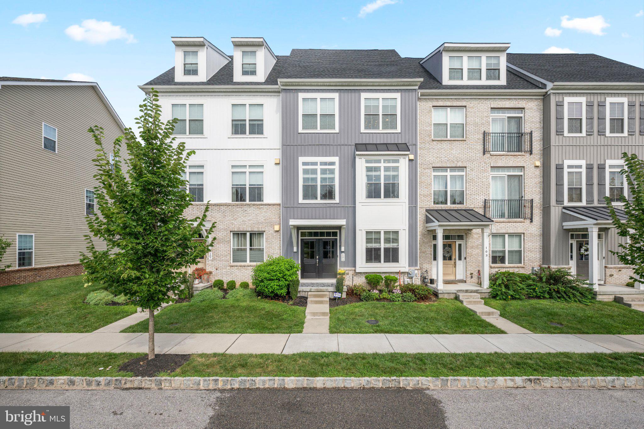 105 SMITHWORKS BOULEVARD 3