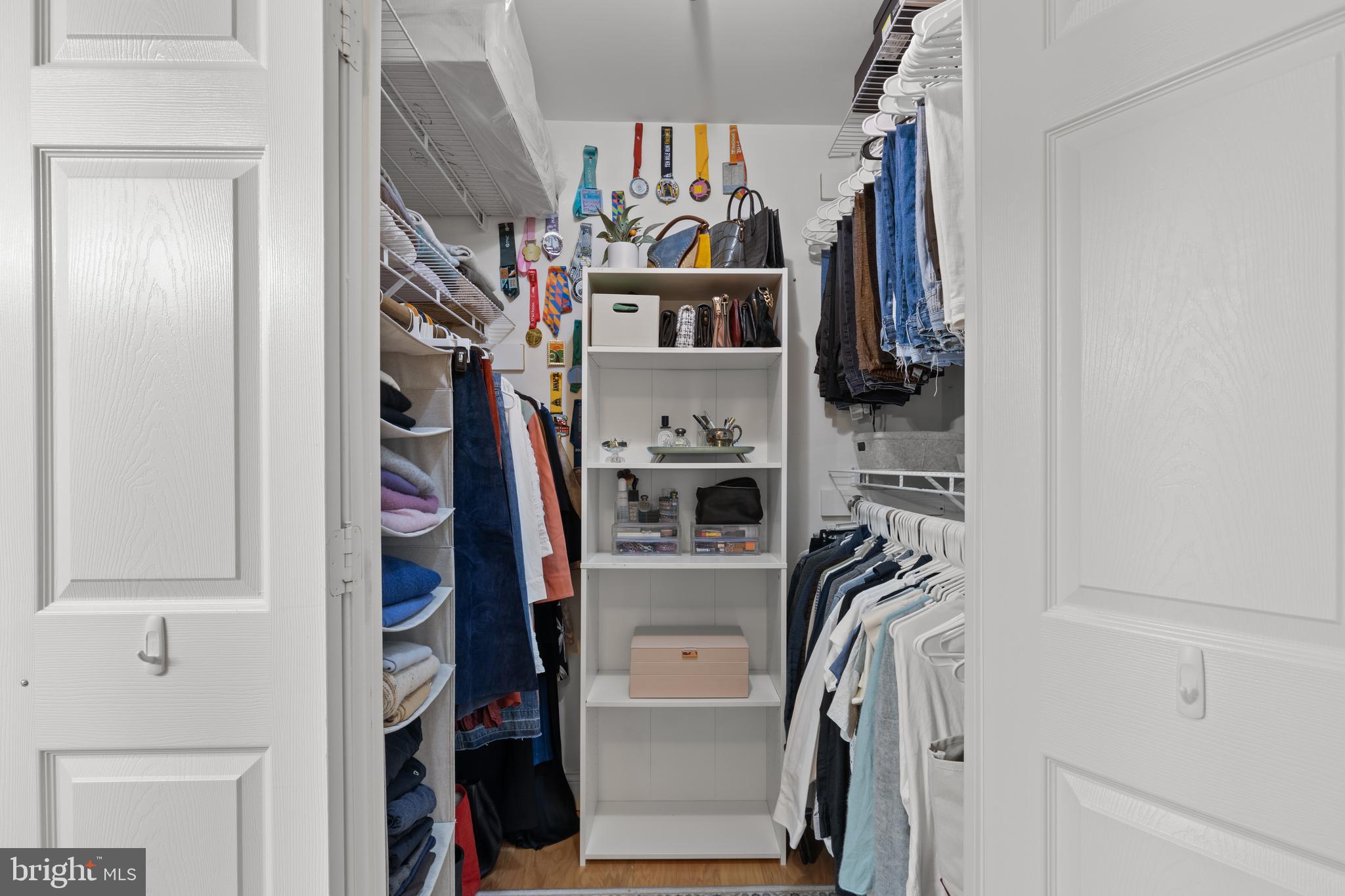 CARLYLE TOWERS CONDOMINIUM - Residential