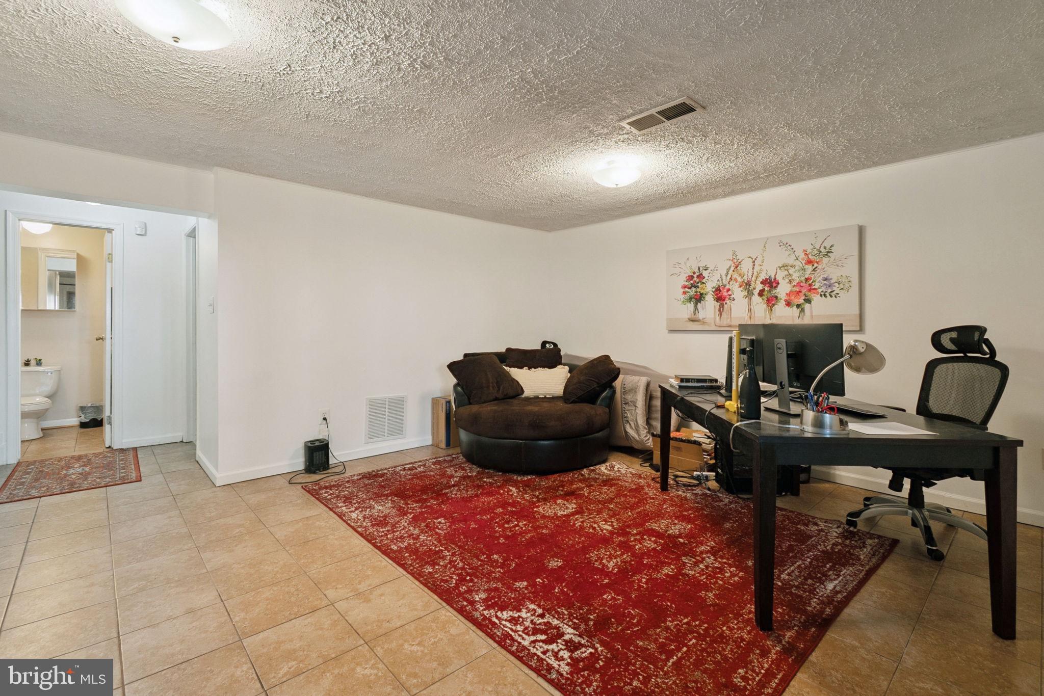 MONTCLAIR - Residential