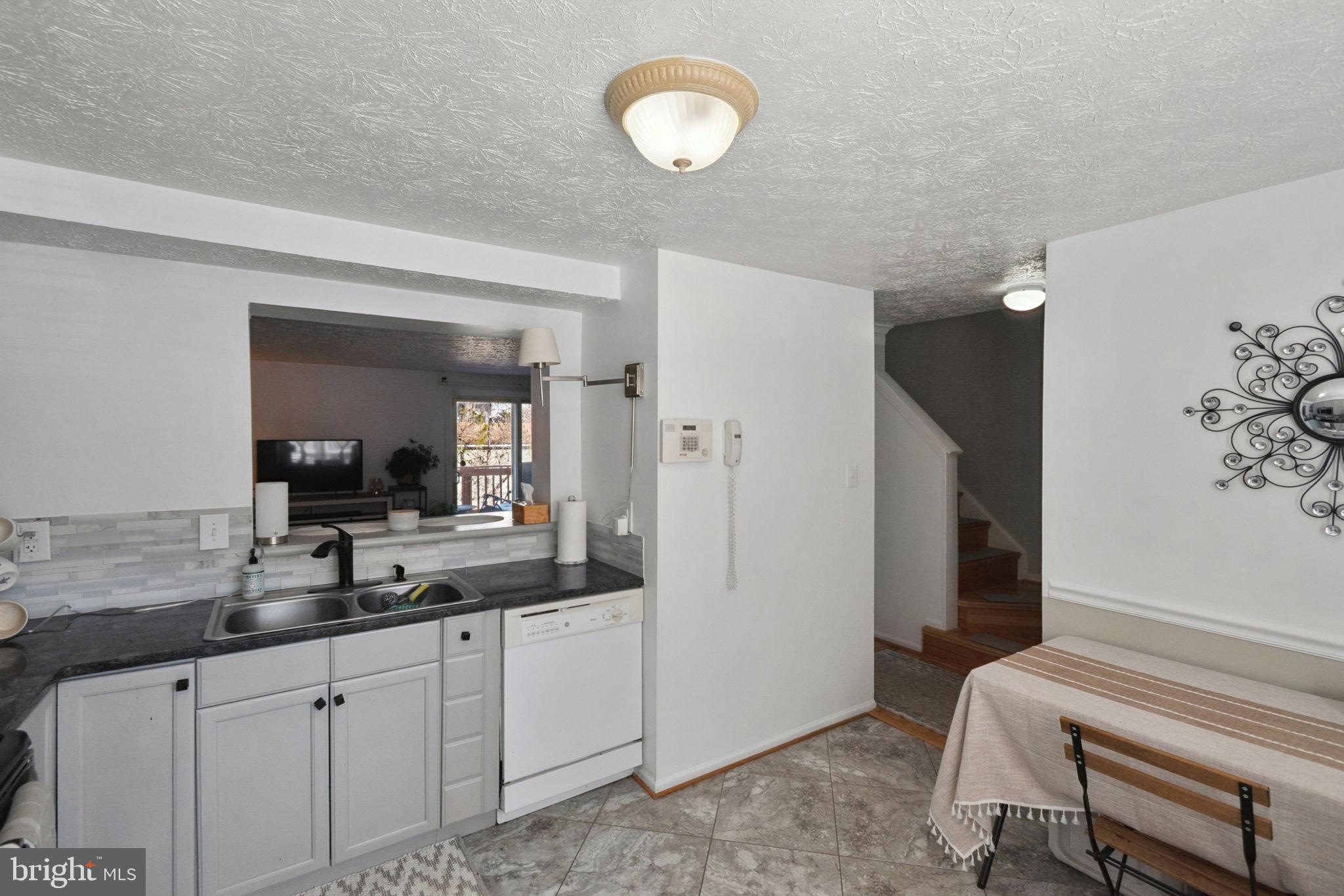 MONTCLAIR - Residential