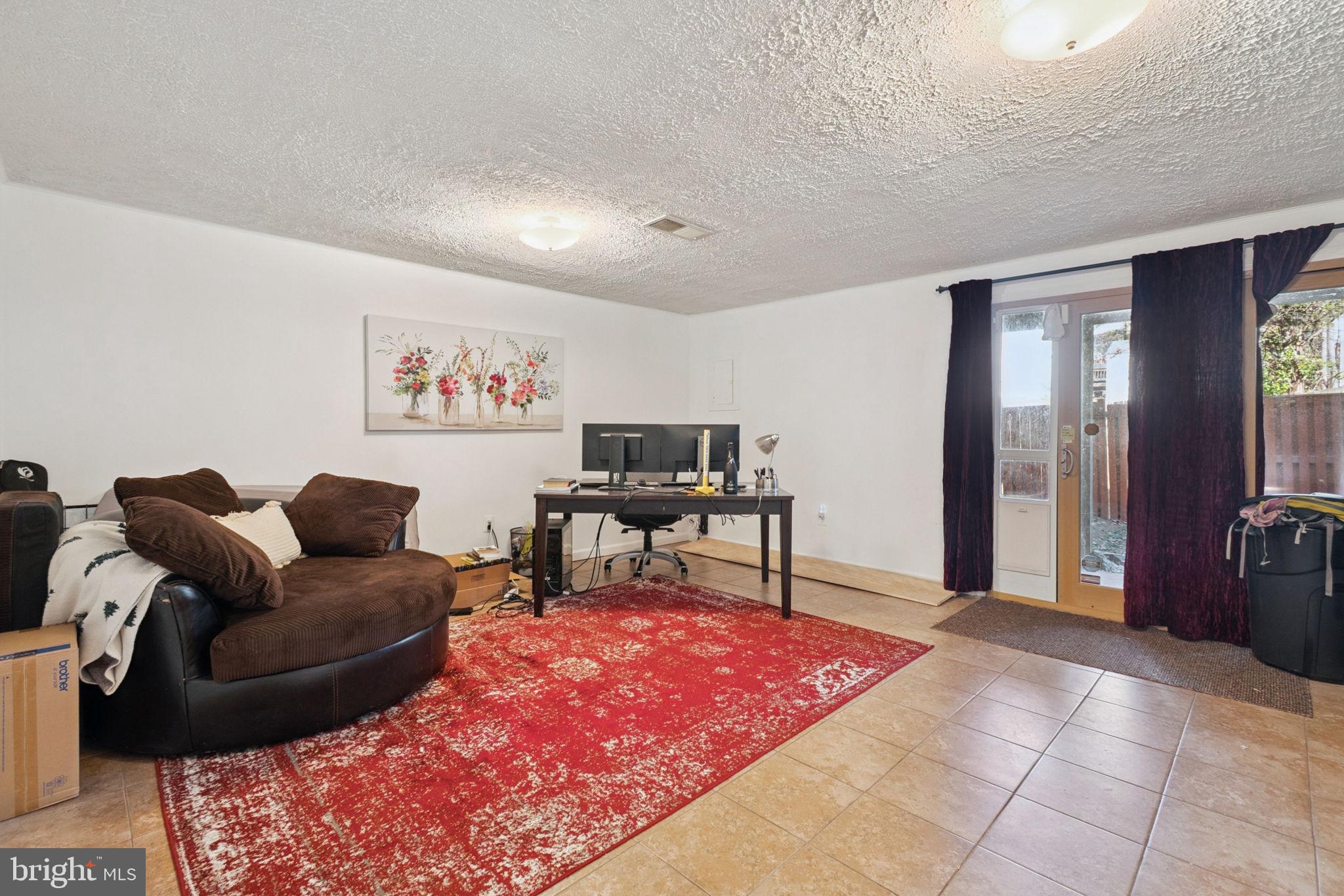 MONTCLAIR - Residential