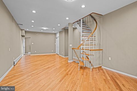 139 JAMESTOWN STREET PHILADELPHIA PA 19127