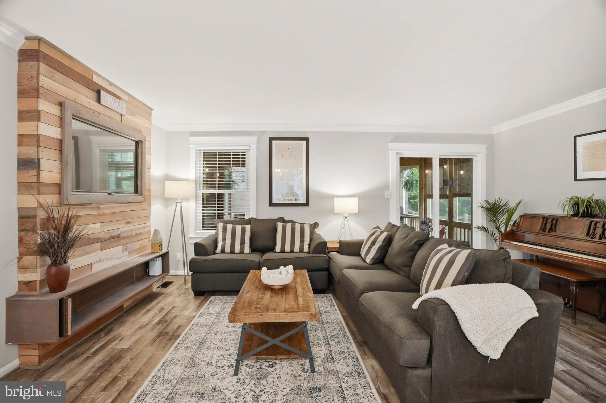 THE HILLS - Residential