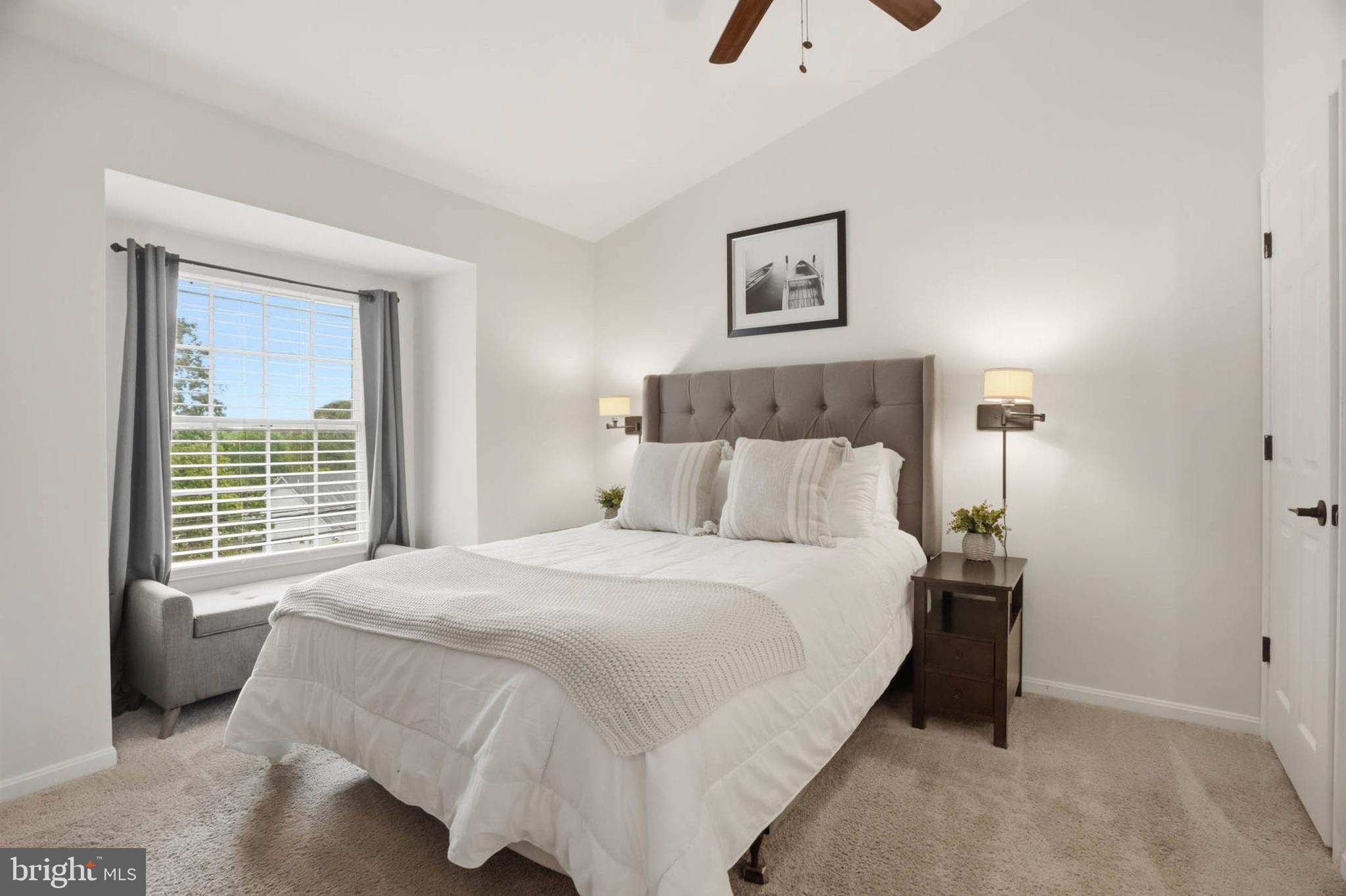 THE HILLS - Residential