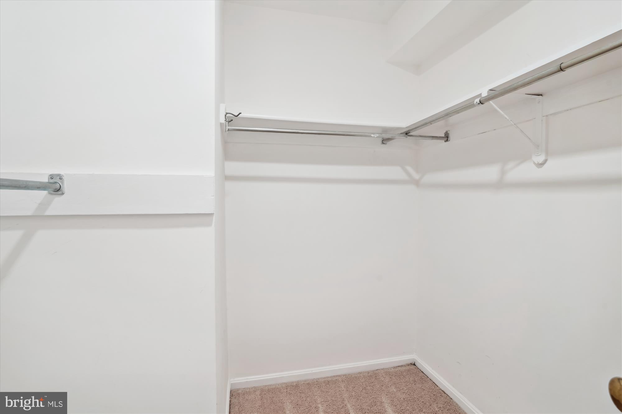 ALTA VISTA - Residential