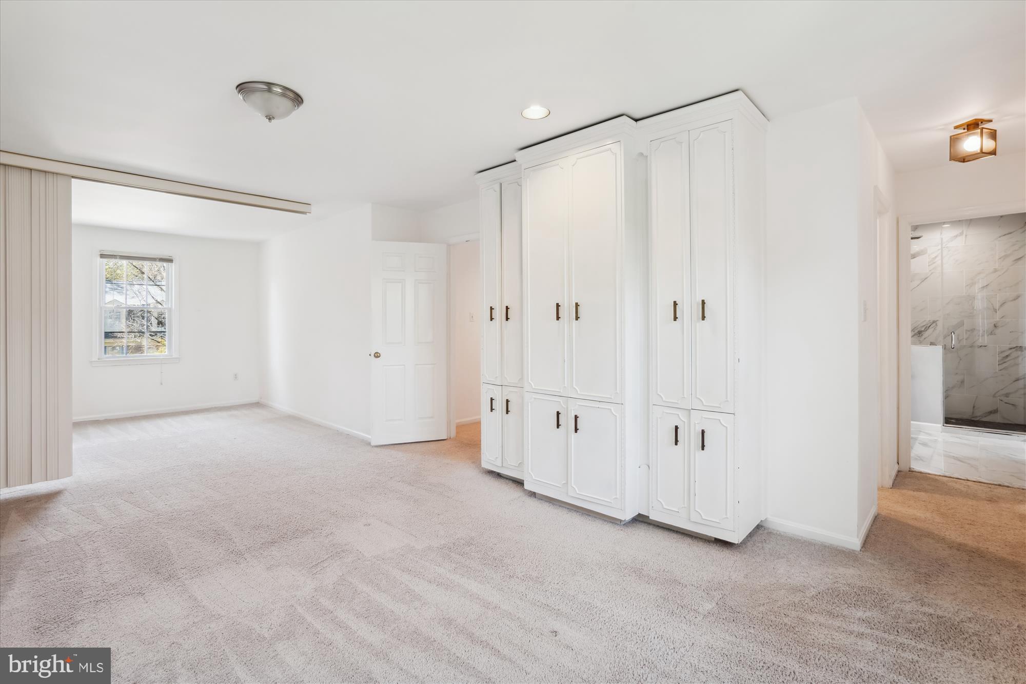 ALTA VISTA - Residential