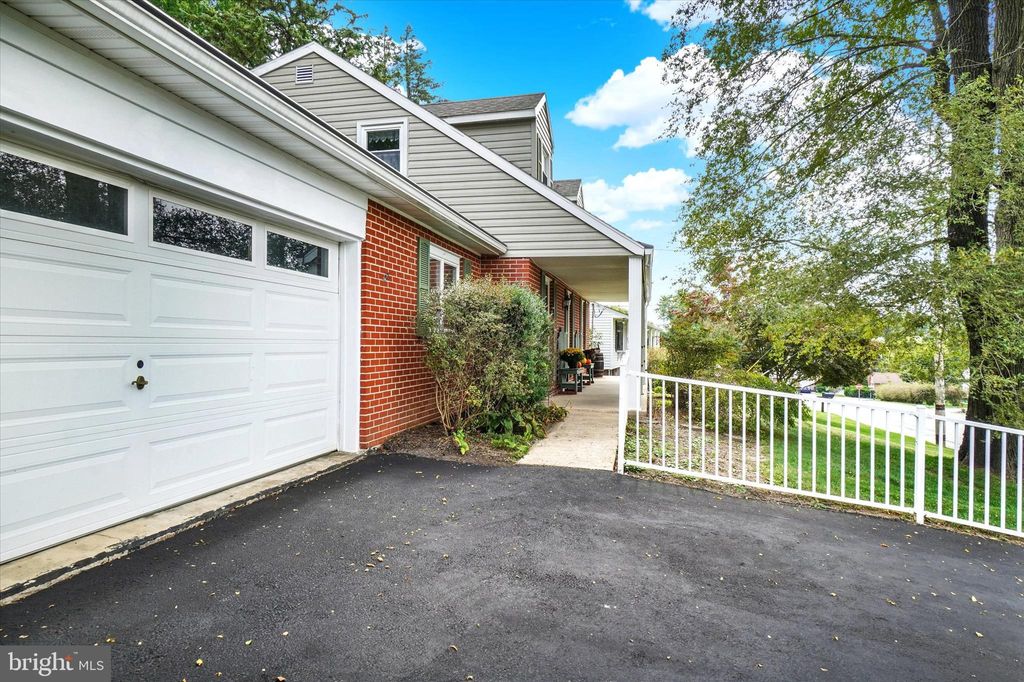 Photo of 43 Virginia Avenue, SHREWSBURY, PA 17361 (MLS # PAYK2090438)