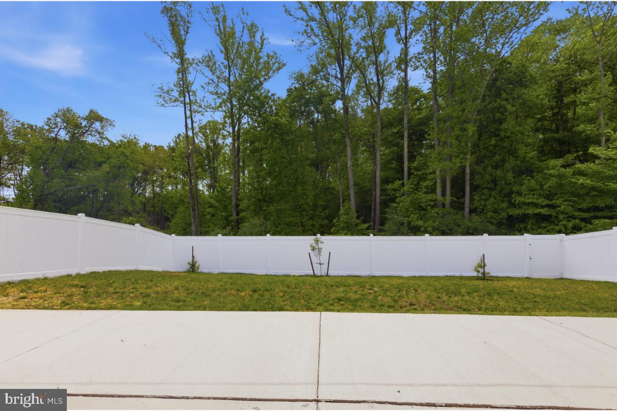 15550 TWIN RIVER CIRCLE