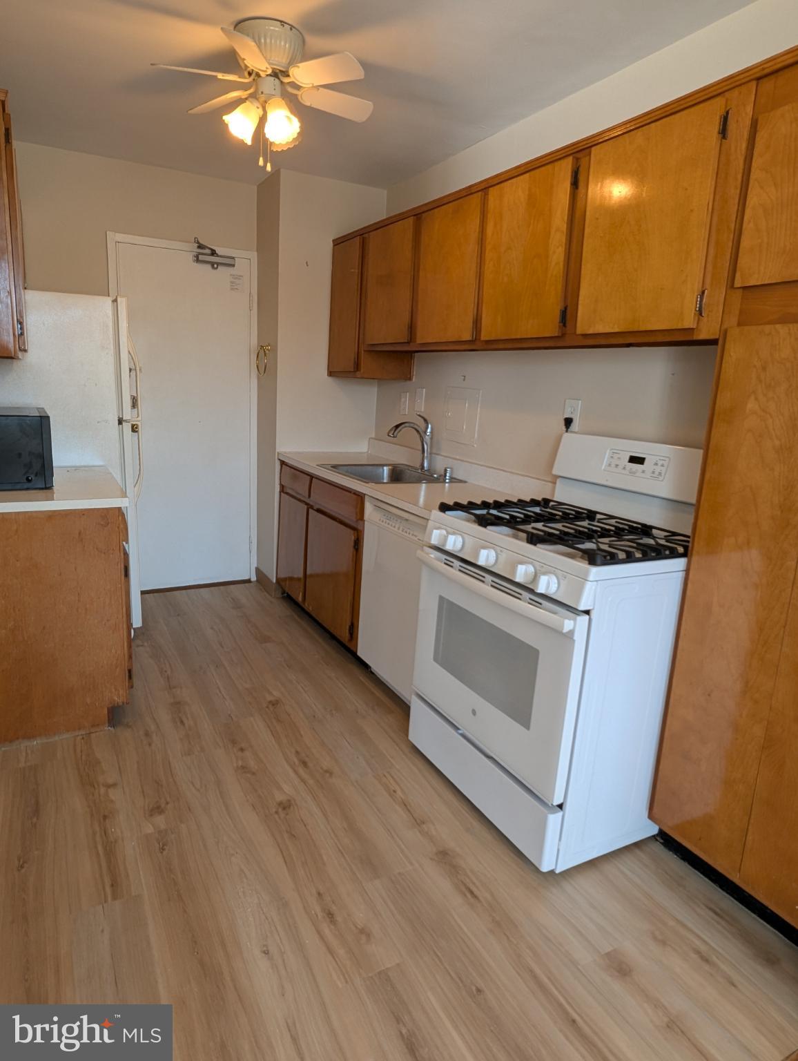 6641 WAKEFIELD DRIVE 511