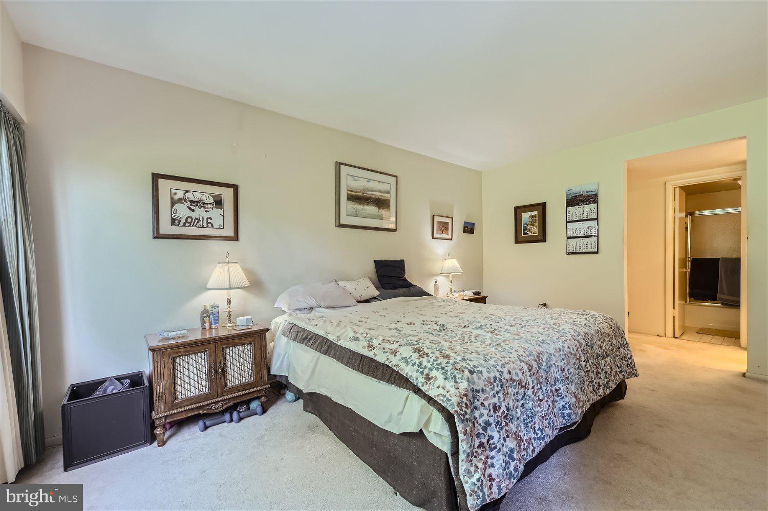 CROSS KEYS - Residential