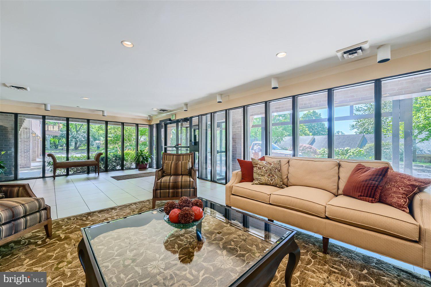 CROSS KEYS - Residential