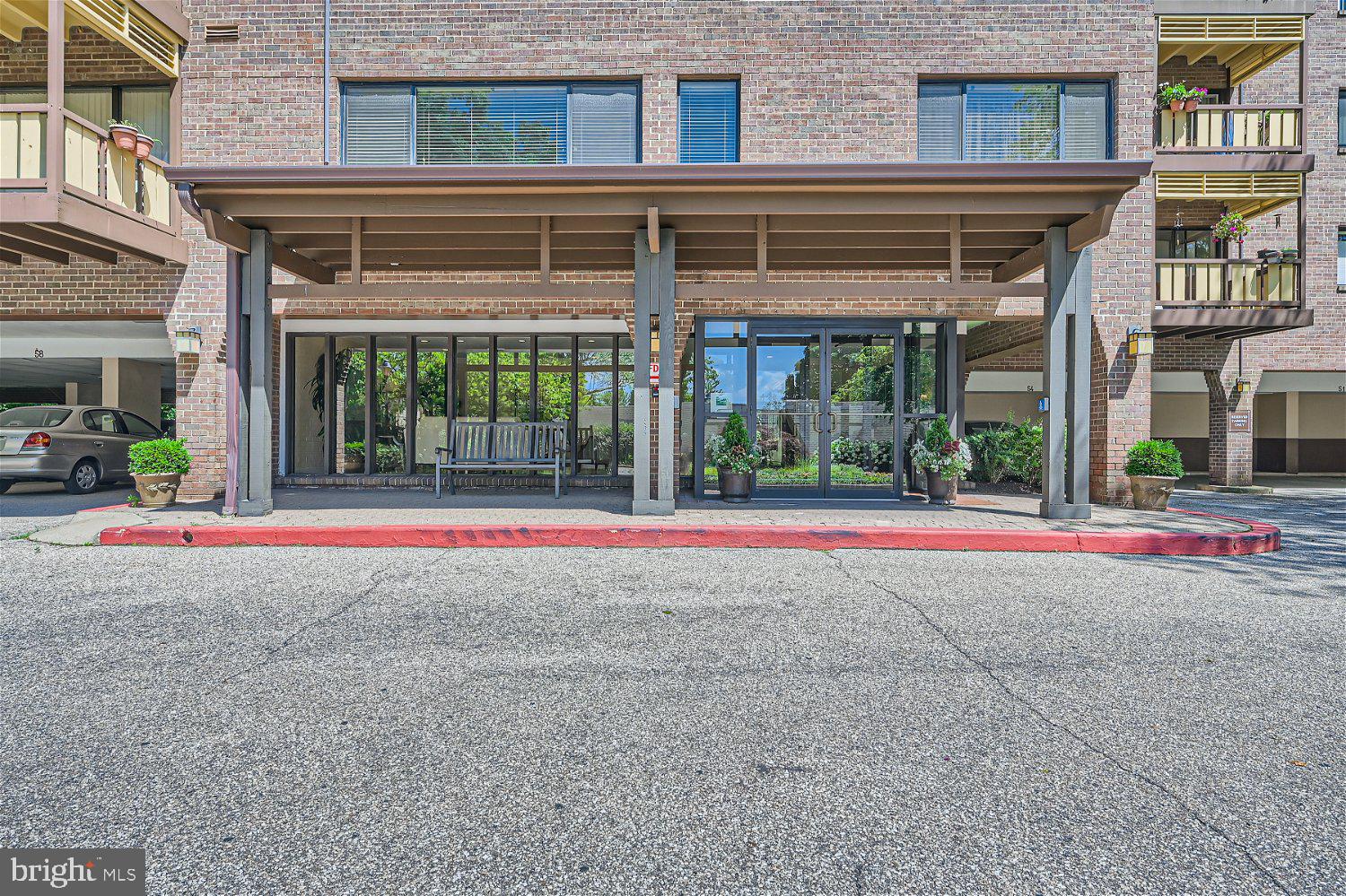 CROSS KEYS - Residential