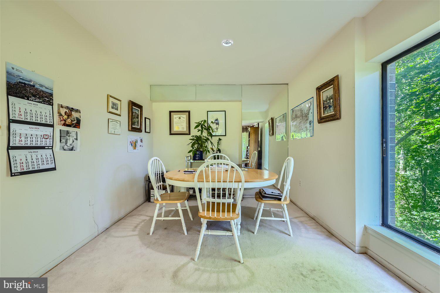 CROSS KEYS - Residential