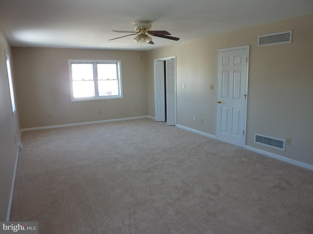 LANDISVILLE - Residential