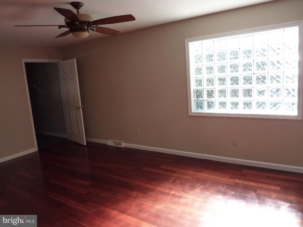LANDISVILLE - Residential