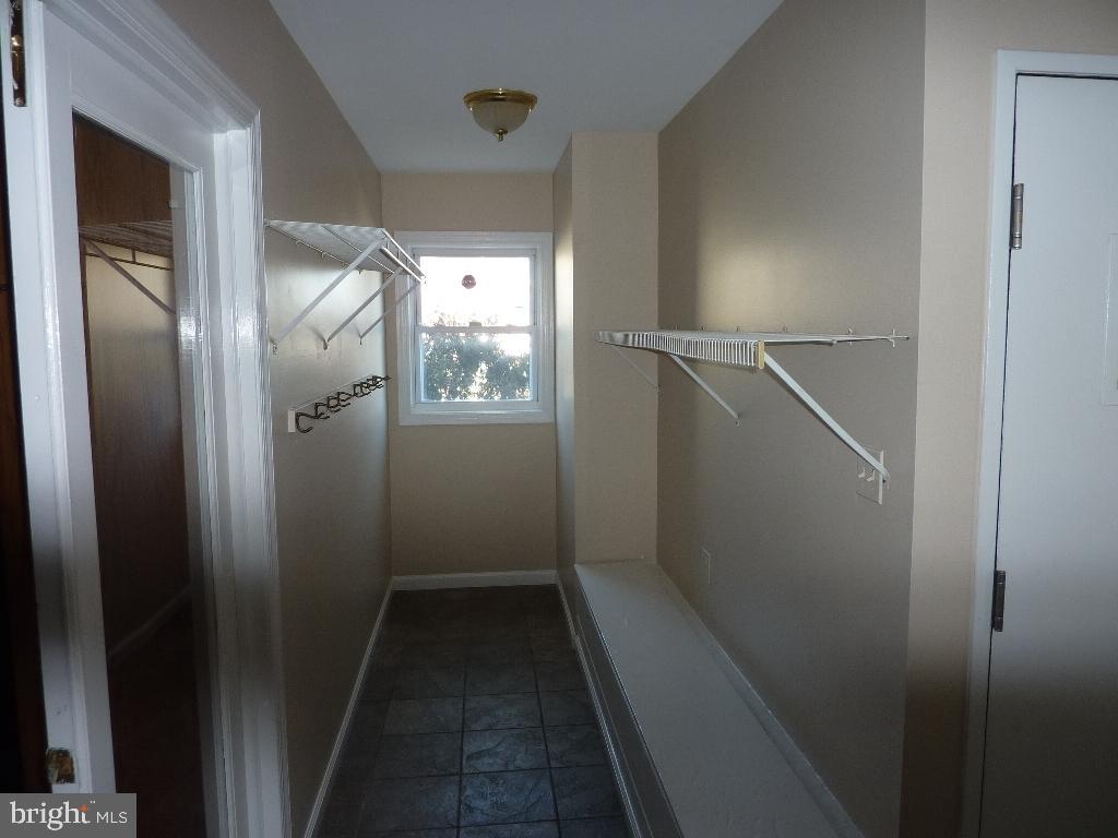 LANDISVILLE - Residential
