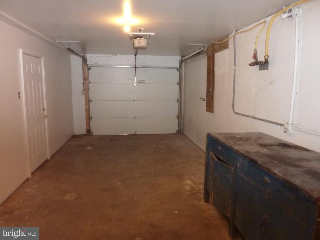 LANDISVILLE - Residential